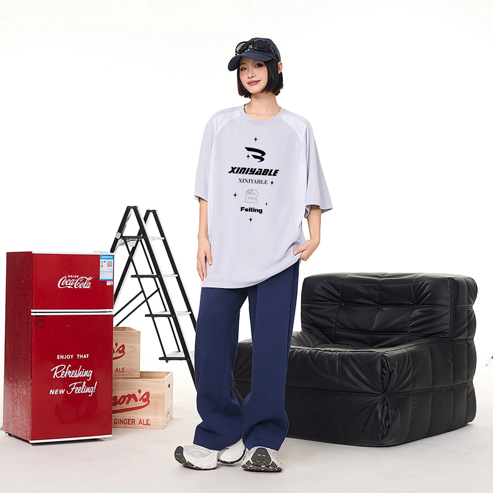 XINIYA TRAVEL LOGOT
