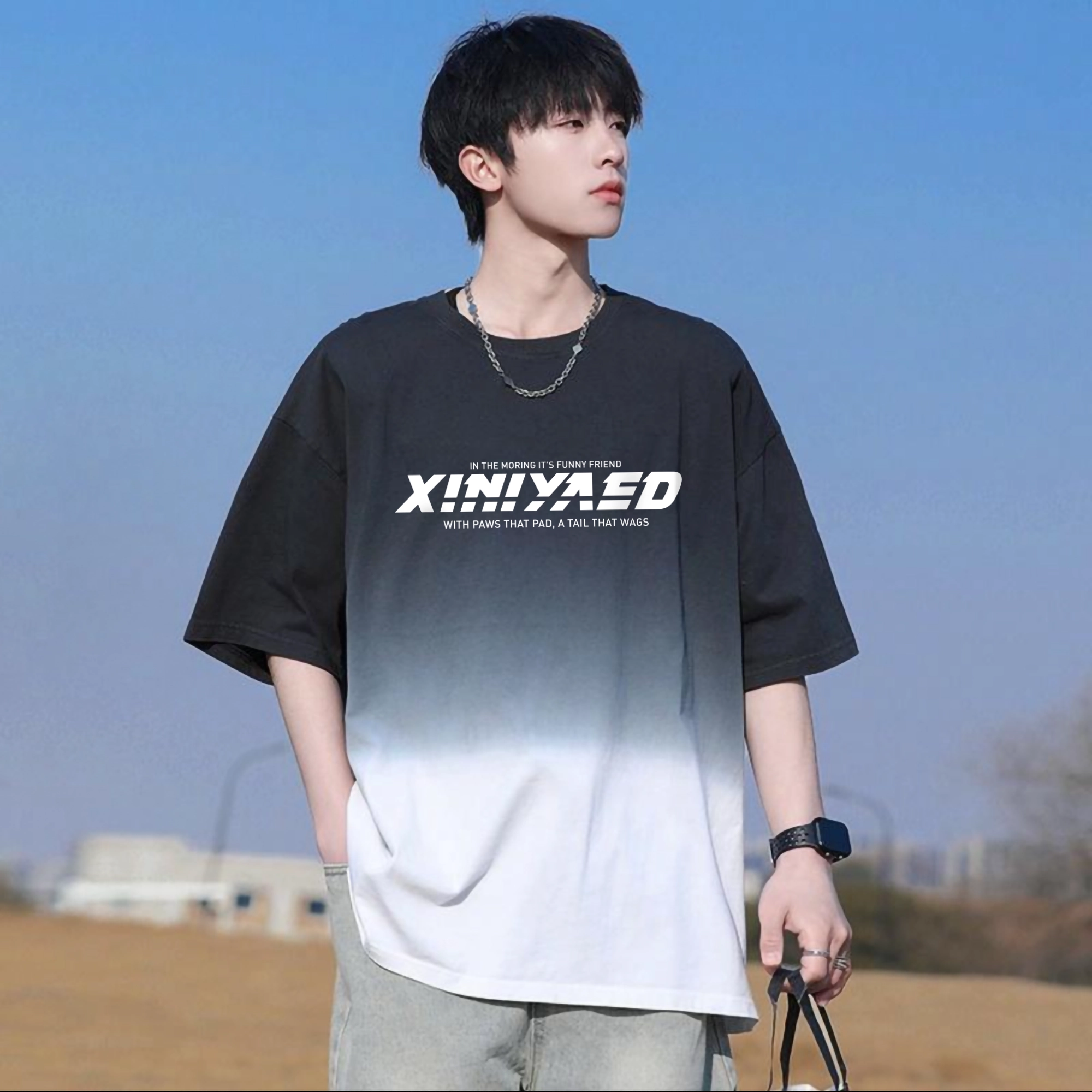 XINIYA TRAVEL logoT