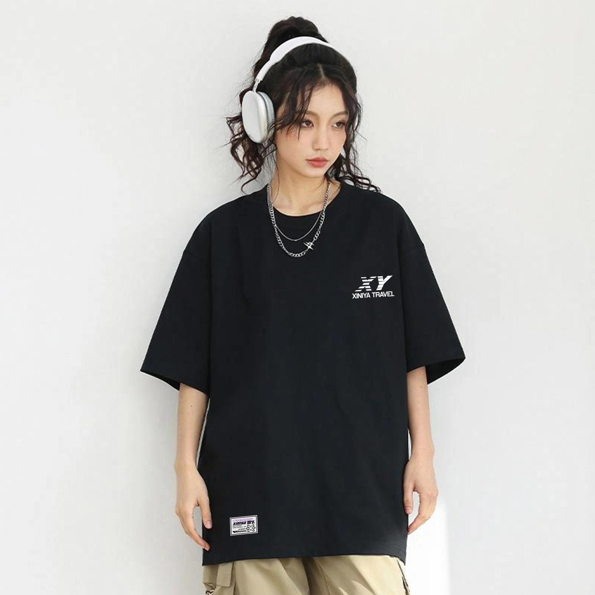 XINIYA TRAVEL LOGOT
