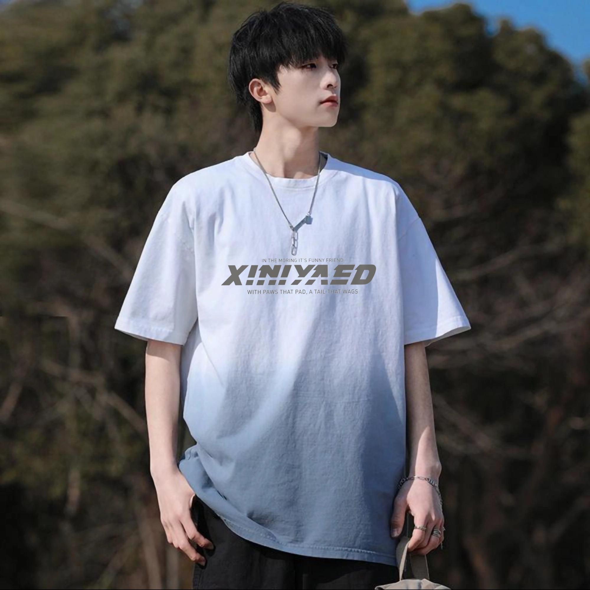 XINIYA TRAVEL logoT