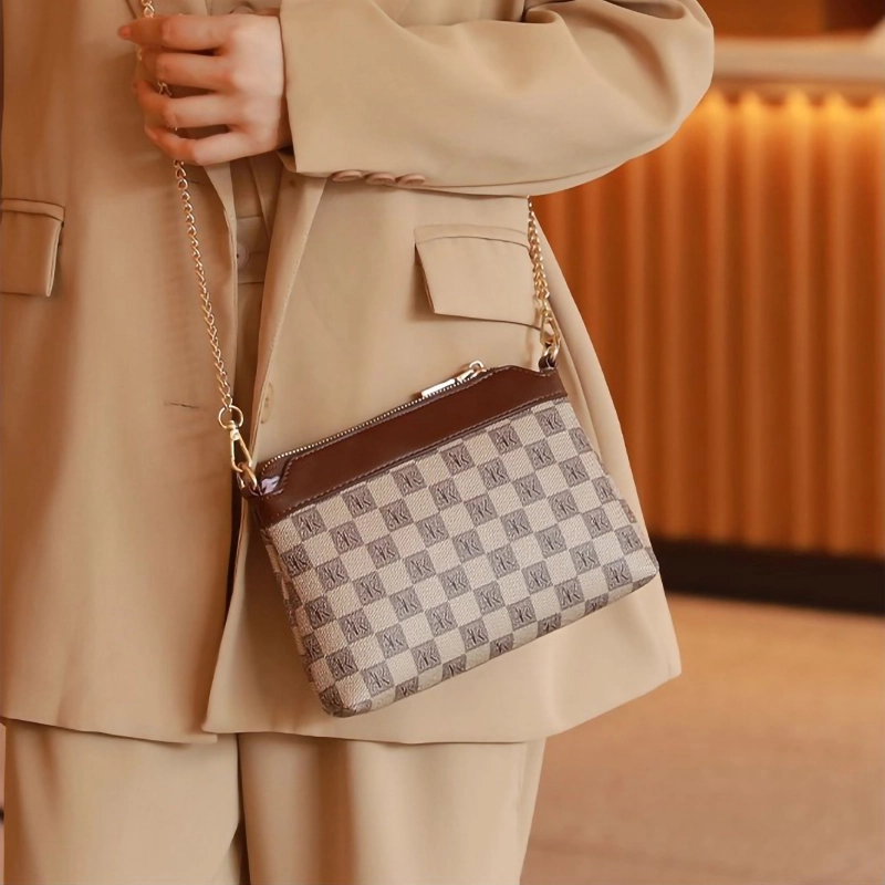 PESASRIE PVC Tote