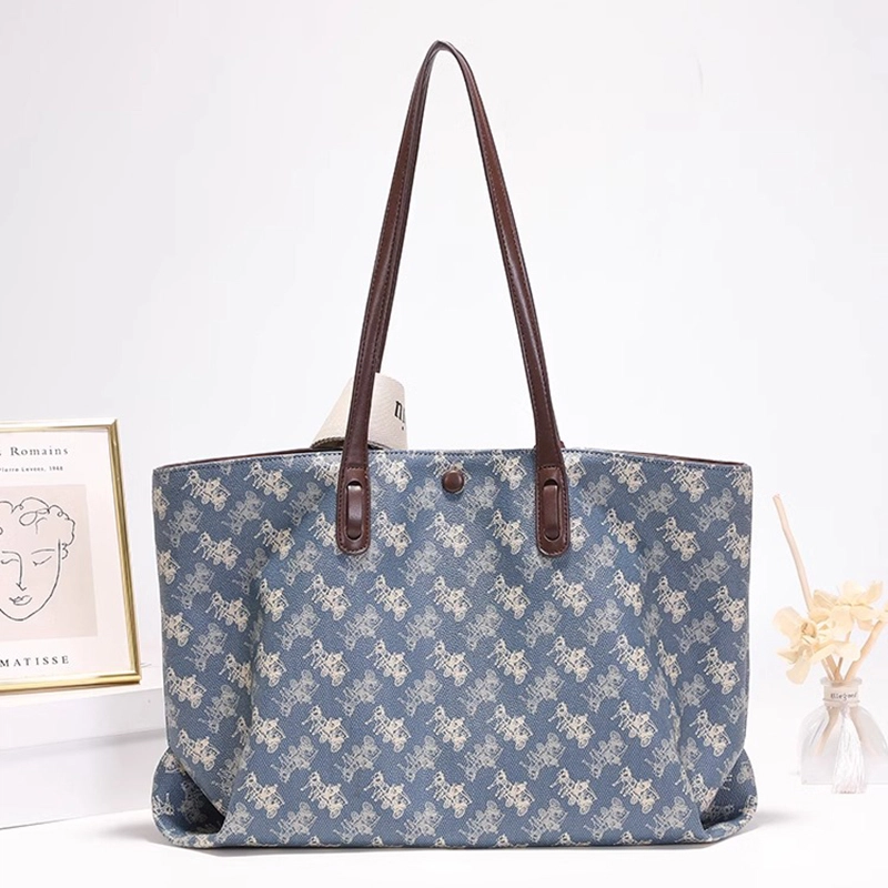 PESASRIE Tote PVC