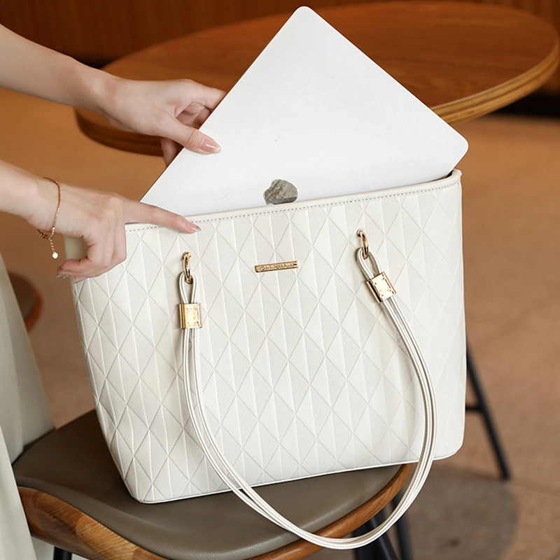 PESASRIE x CK PU Tote
