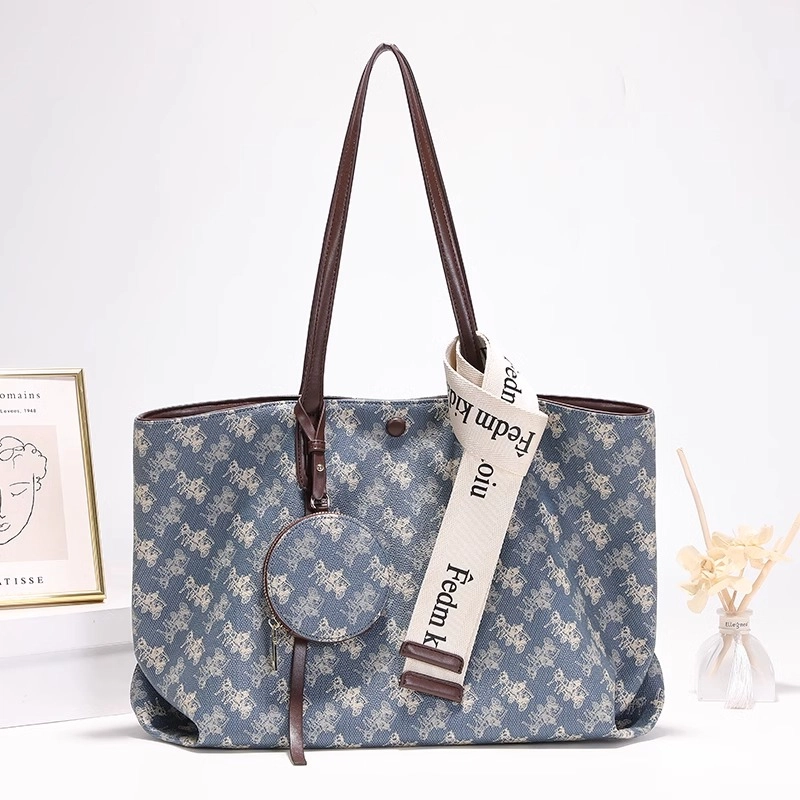 PESASRIE Tote PVC