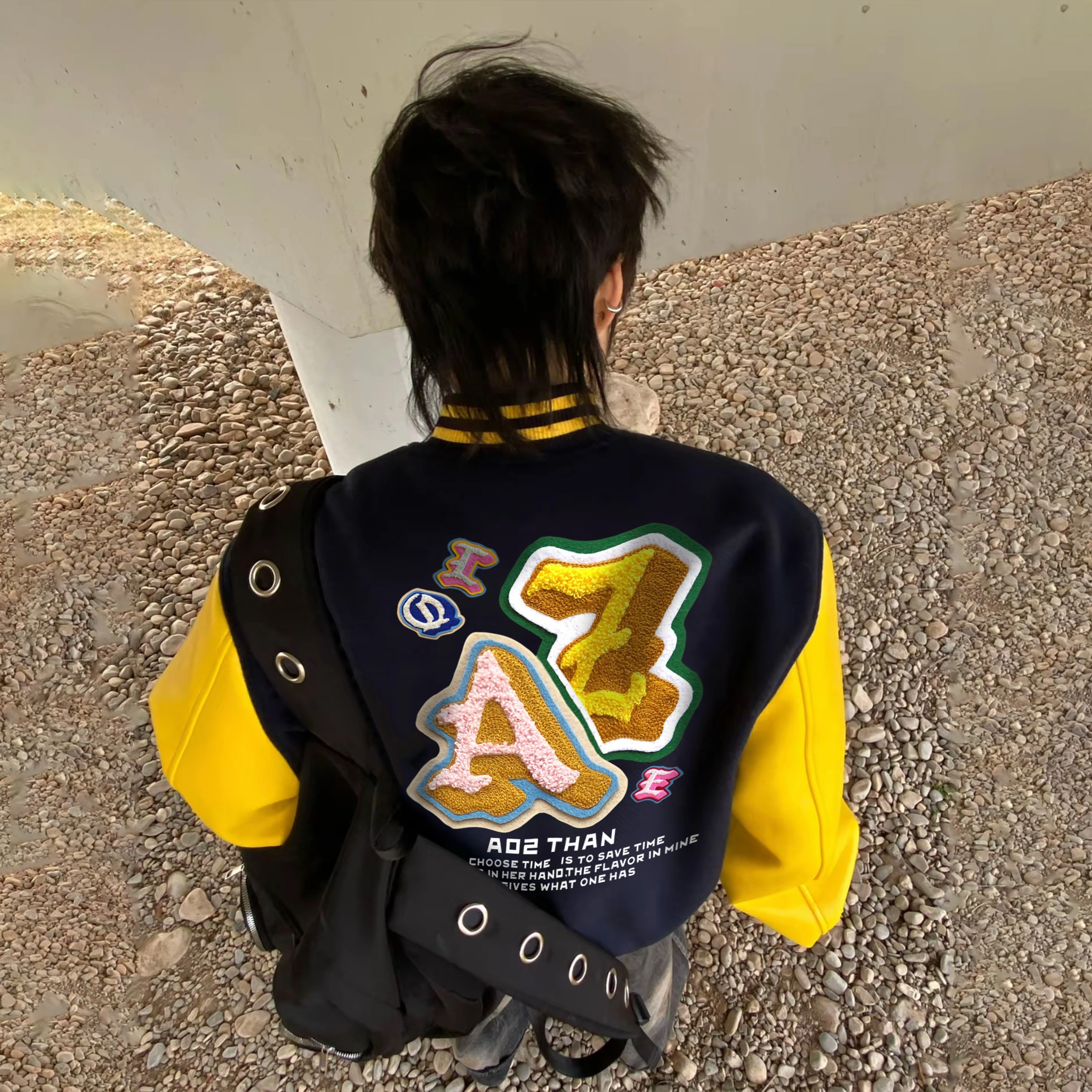 a02