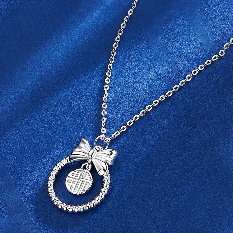 925