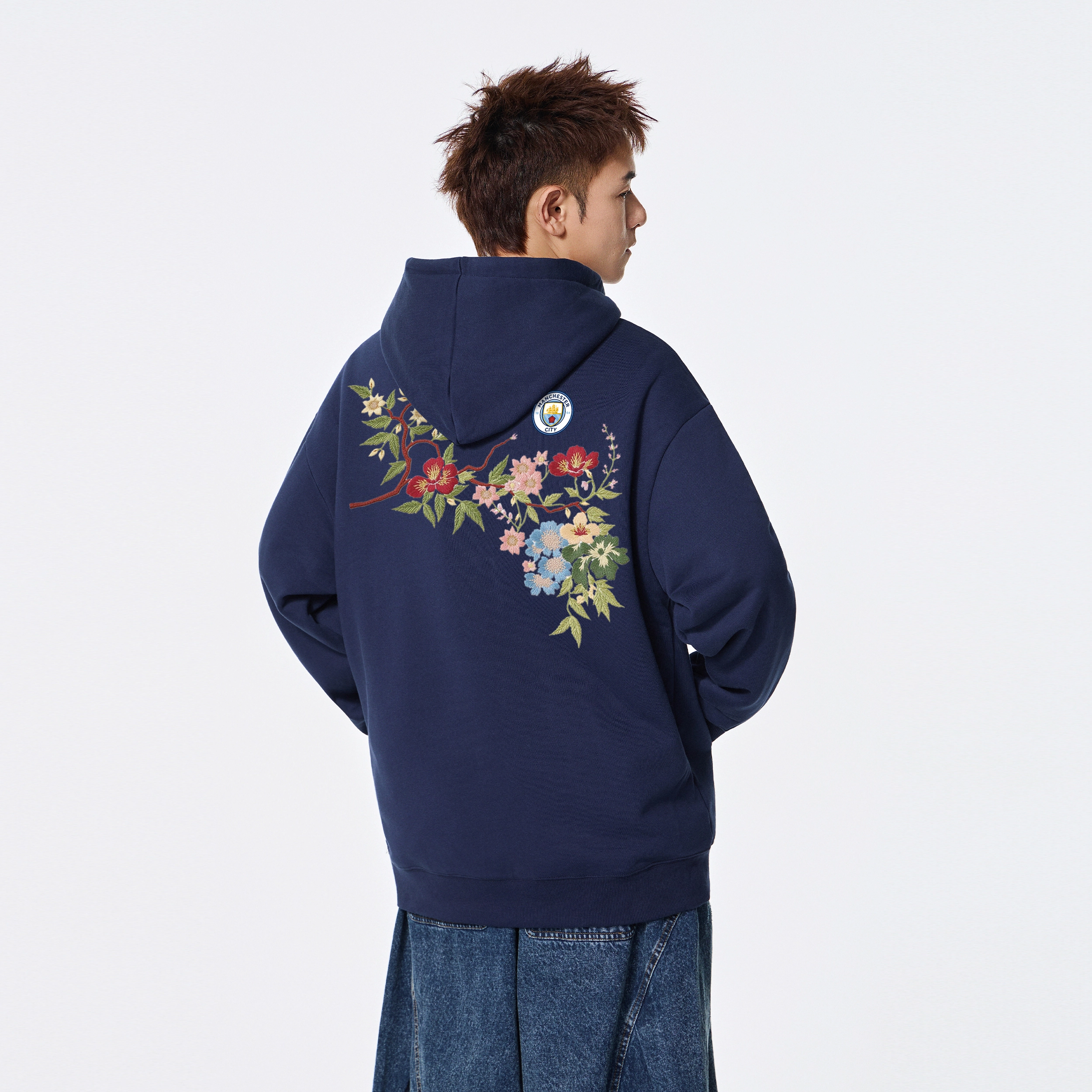 曼城 国潮美式复古背面新中式仿刺绣桃花枝品牌字母印花潮流时尚重磅百搭舒适休闲宽松落肩套头长袖连帽卫衣 男女同款