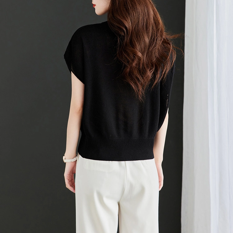 PIERRE CARDIN T