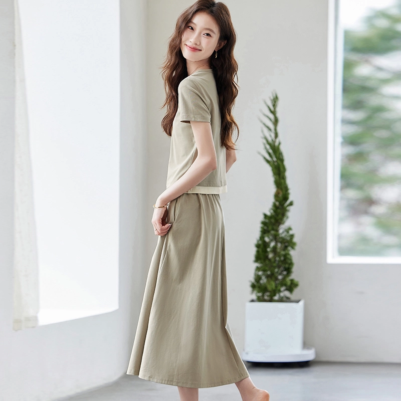 PIERRE CARDIN T