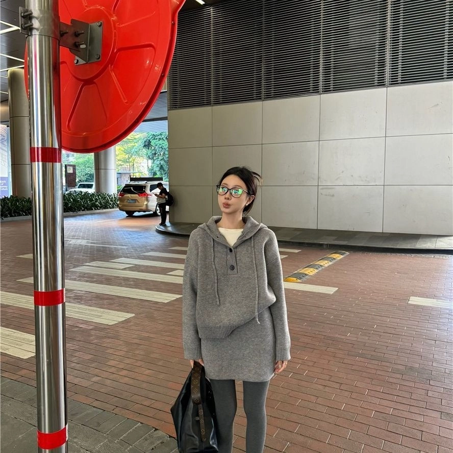 轻迎 慵懒风连帽长袖套头毛衣穿搭针织半身裙两件套休闲套装 女款