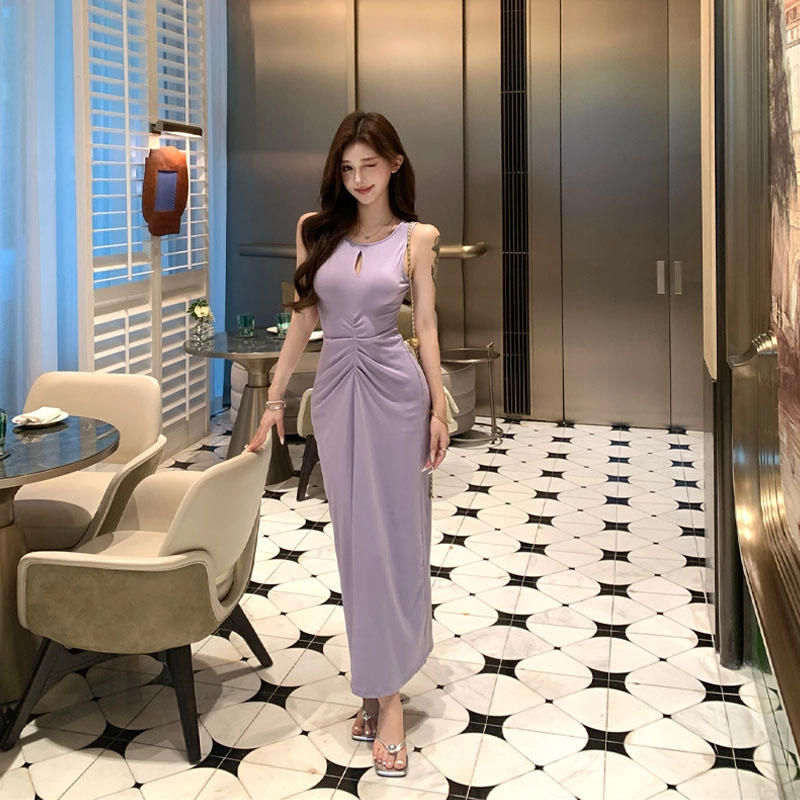 轻迎 褶皱背心设计感紧身性感修身气质裙子无袖连衣裙 女款
