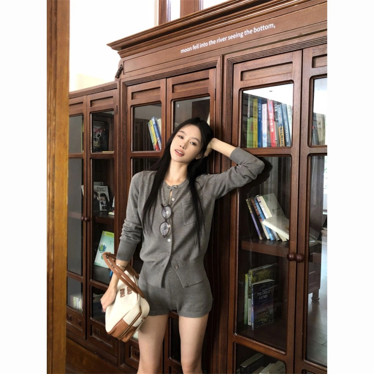 轻迎 复古修身长袖针织开衫上衣直筒短裤休闲套装 女款