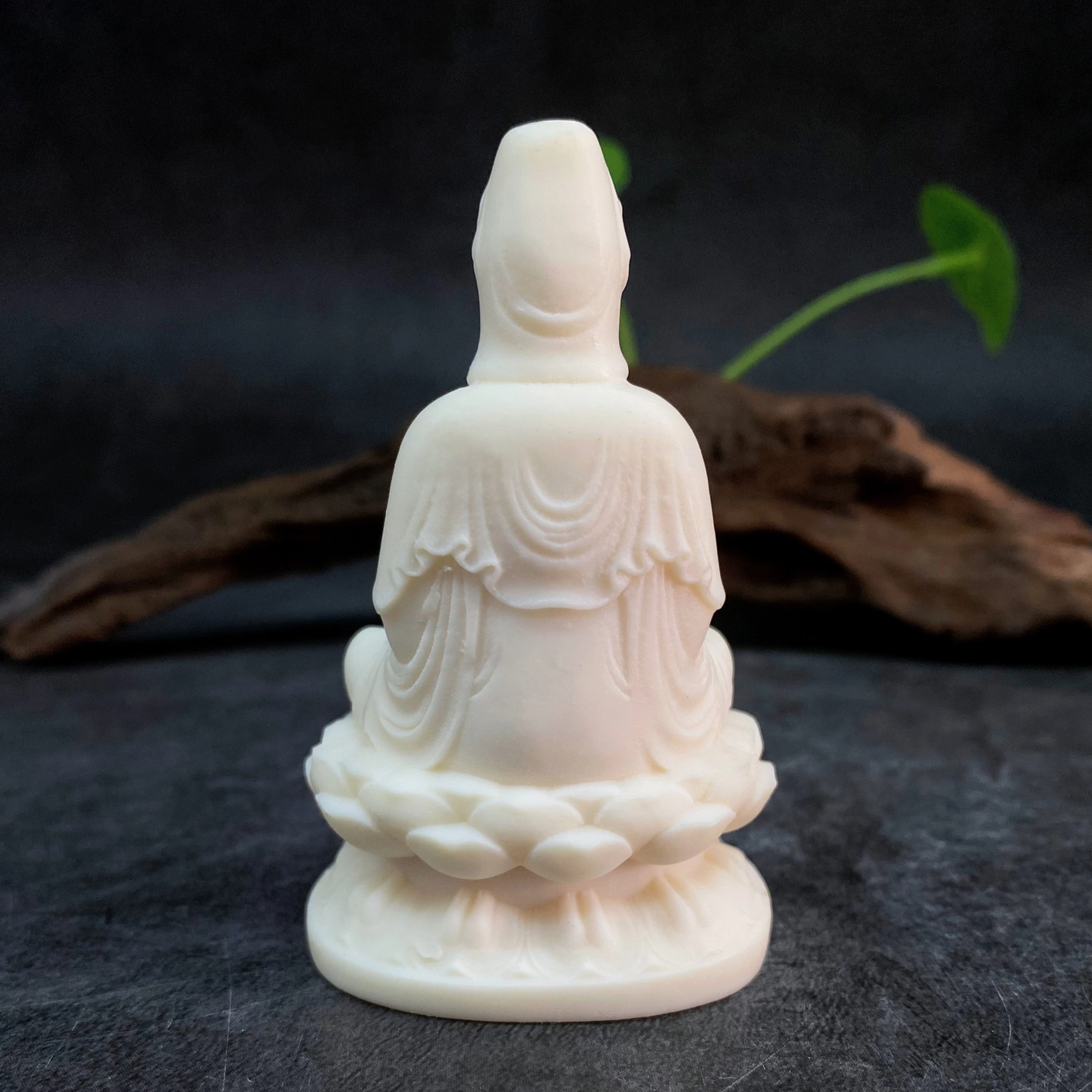 檀欣 新中式国风家居桌面招财纳福文玩装饰品 精雕净瓶坐莲观世音佛像平安 象牙果 菩提摆件 男女同款情侣款