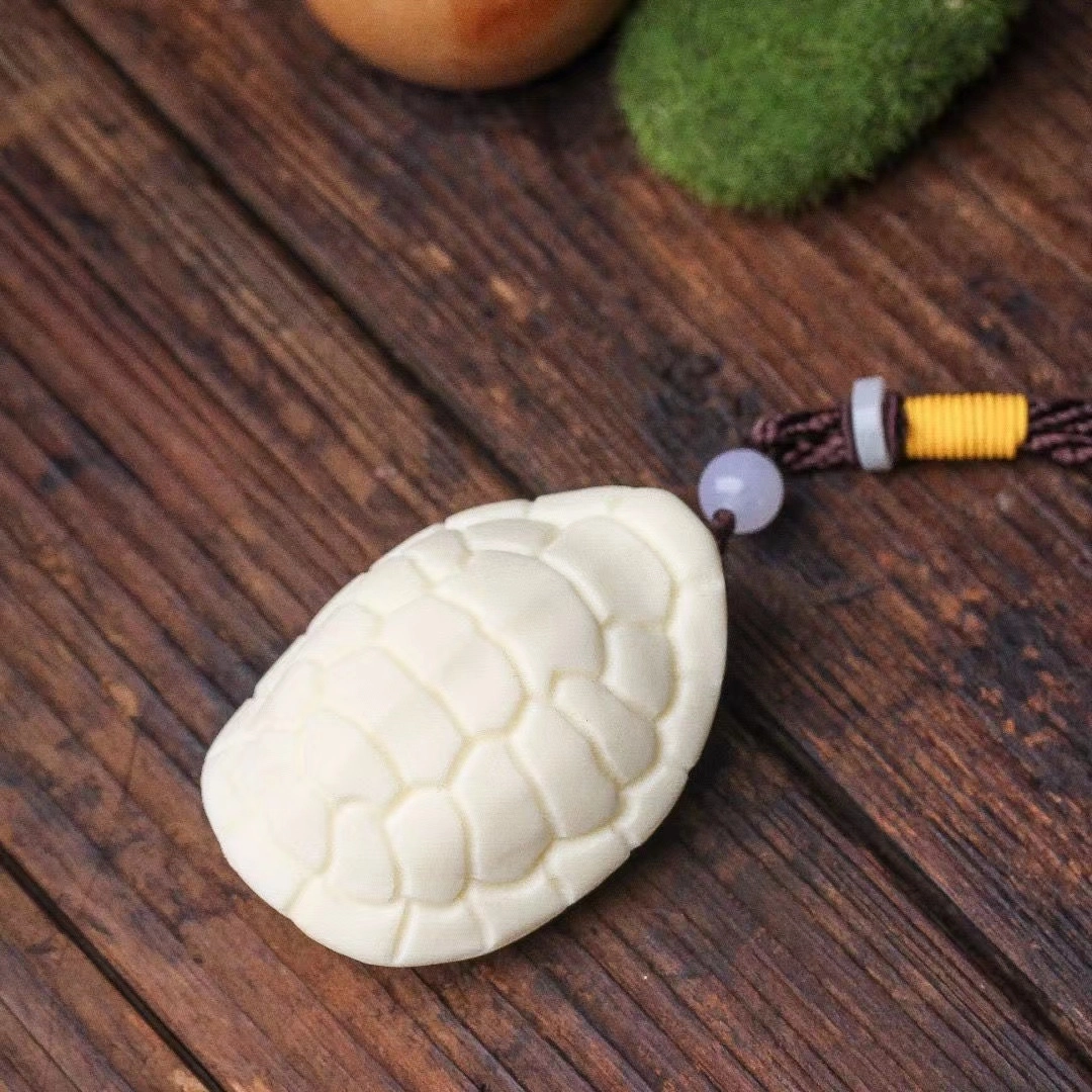 檀欣 新中式 雕刻富甲天下 招财平安祥瑞吉祥物 轻奢高级文玩工艺品 象牙果 手把件 男女同款情侣款 礼盒装