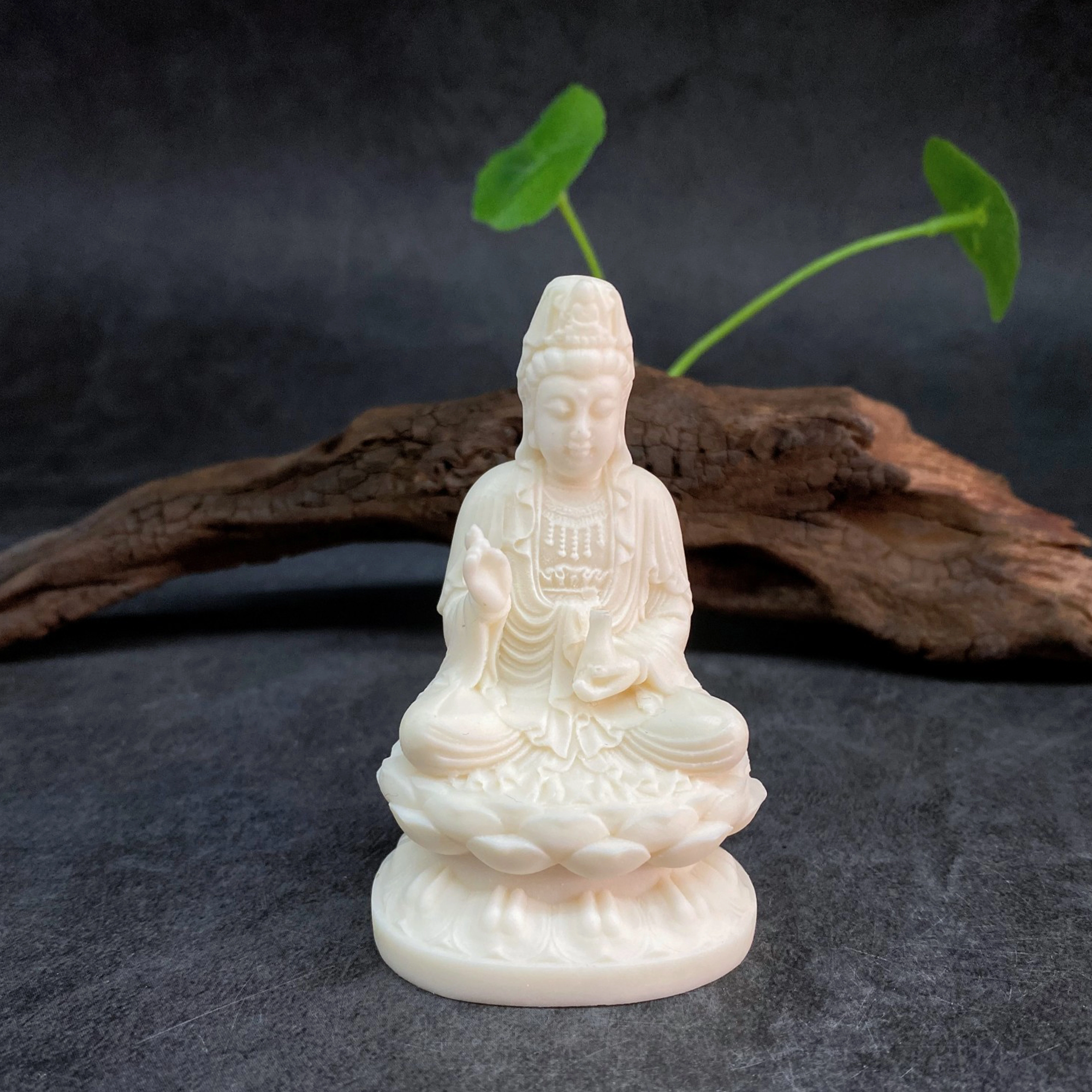 檀欣 新中式国风家居桌面招财纳福文玩装饰品 精雕净瓶坐莲观世音佛像平安 象牙果 菩提摆件 男女同款情侣款