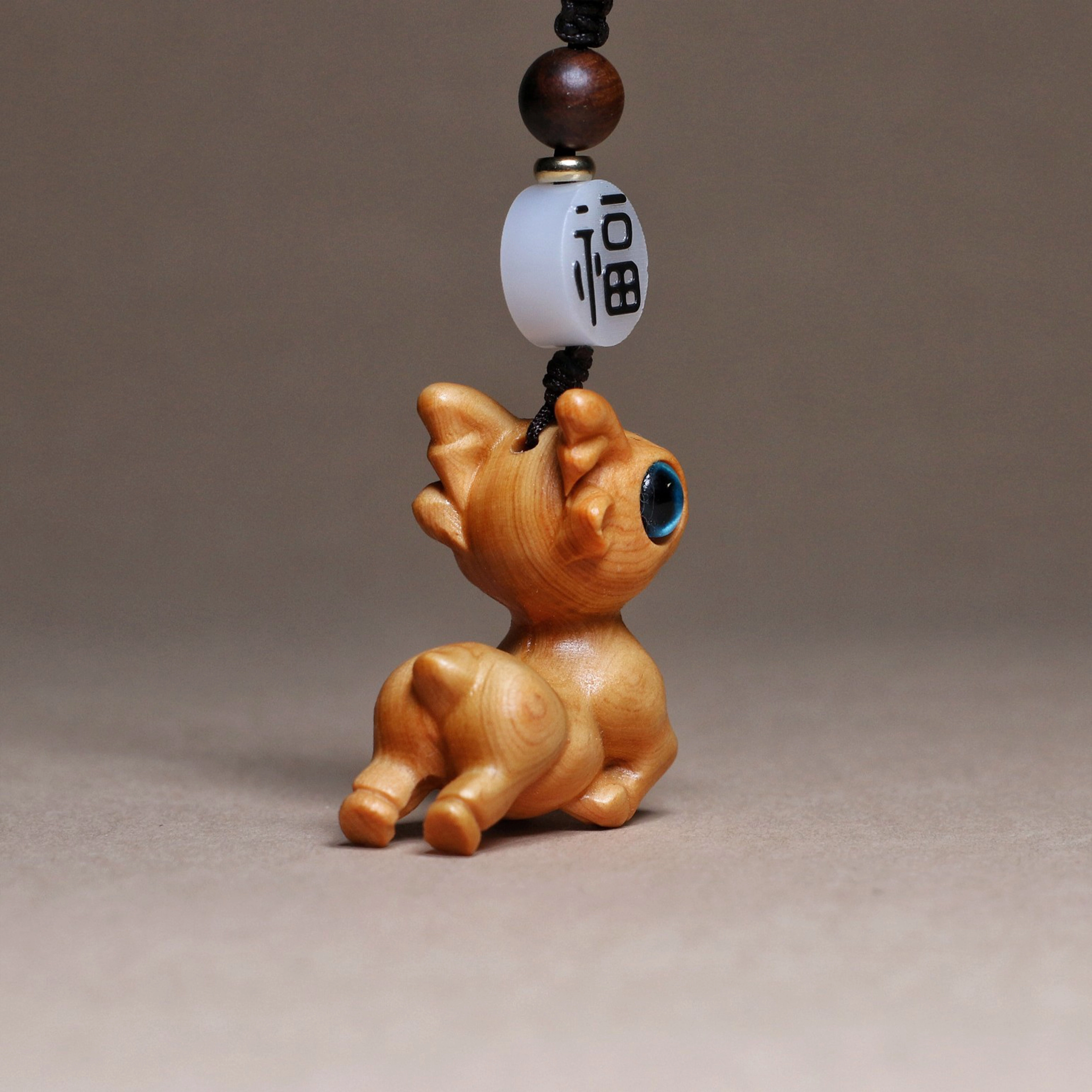檀欣 国风 一（鹿）高升 雕刻跳跳鹿一鹿平安钥匙扣 飞黄腾达 国潮轻奢个性创意饰品包包 崖柏 挂件 男女同款情侣款
