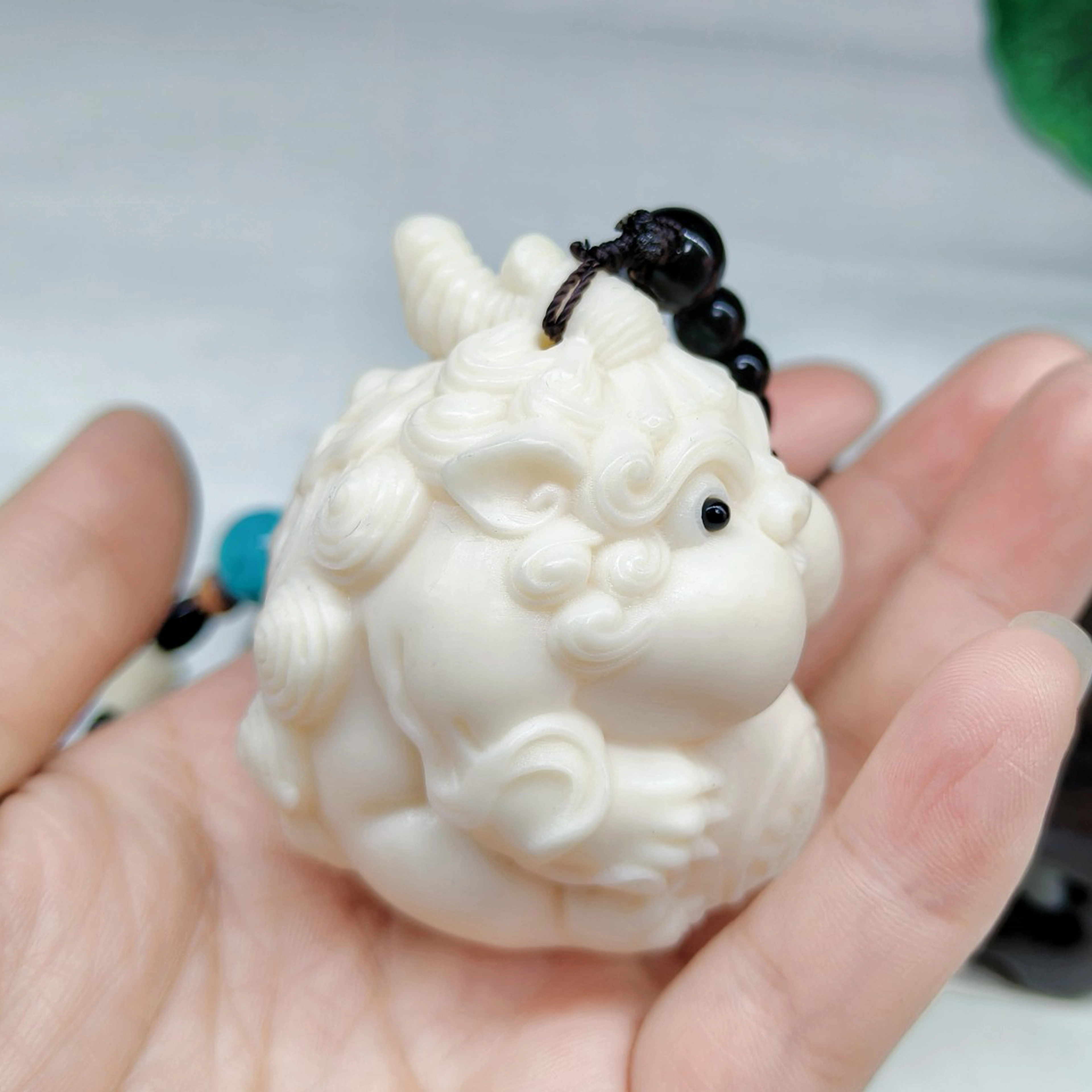 檀欣 新中式 招财进宝 可爱胖嘟嘟手把件 纳福平安 复古家居客厅卧室装饰工艺品 象牙果 摆件 男女同款情侣款 礼盒装