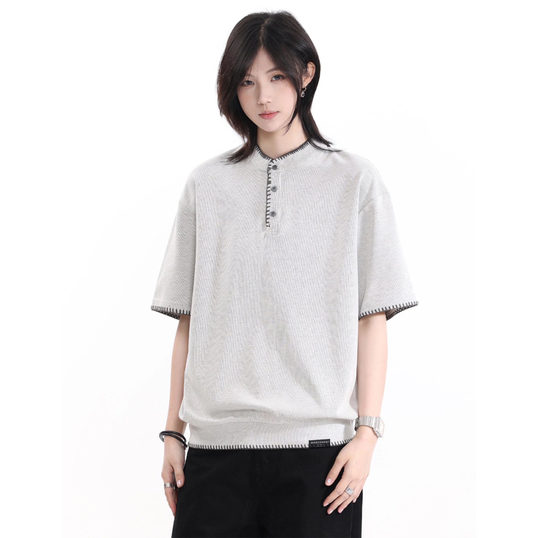 MOOTONAL T