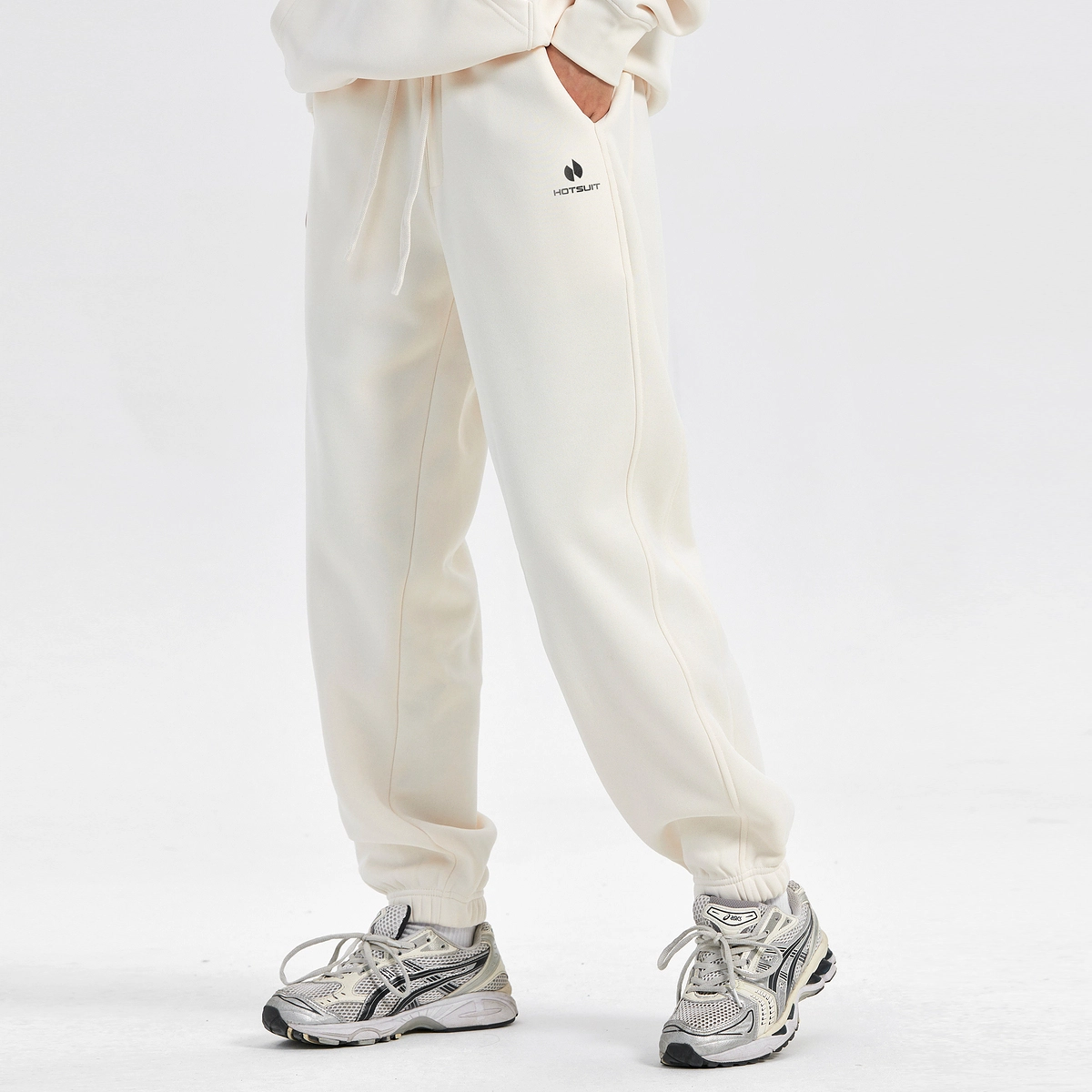 HOTSUIT logo
