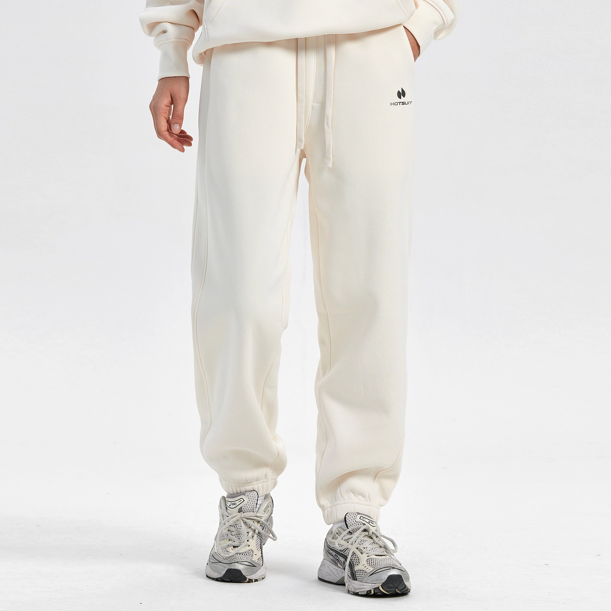 HOTSUIT logo