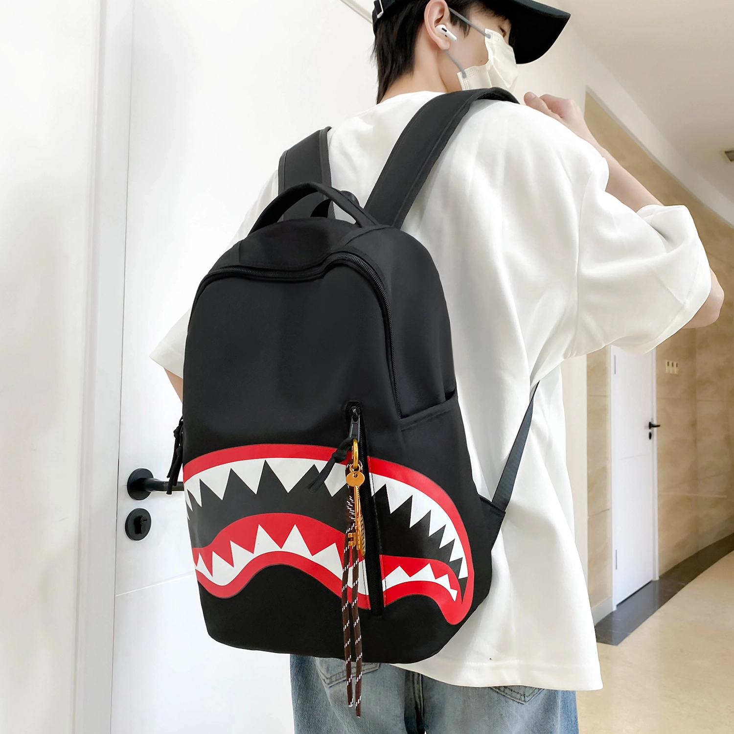 捷朗仕 鲨鱼百搭时尚设计 尼龙 双肩包 男女同款情侣款 多色