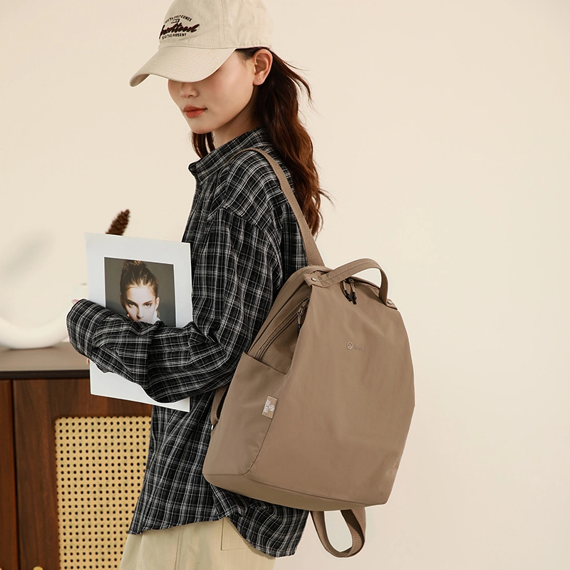 捷朗仕 高级感百搭旅游轻便简约通勤 尼龙 双肩包 小号 女款 多色