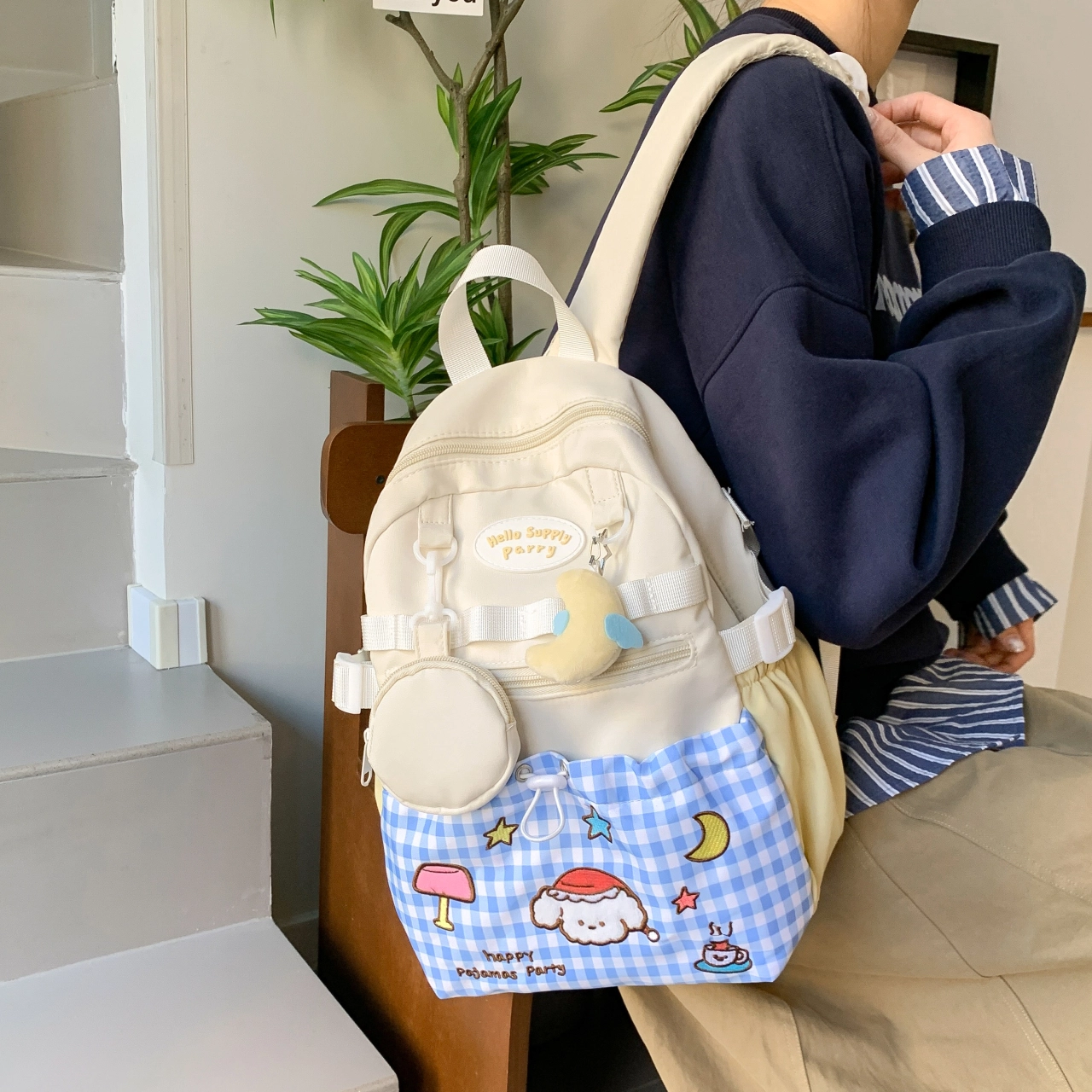 捷朗仕 小众设计个性出游可爱百搭 复合布 双肩包 女款 白色