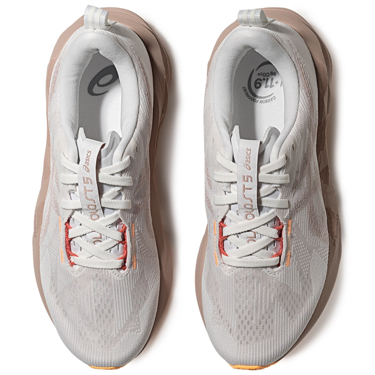 Asics NOVABLAST 5