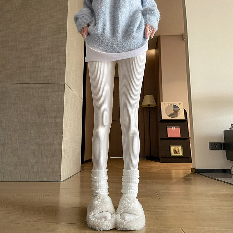 MM