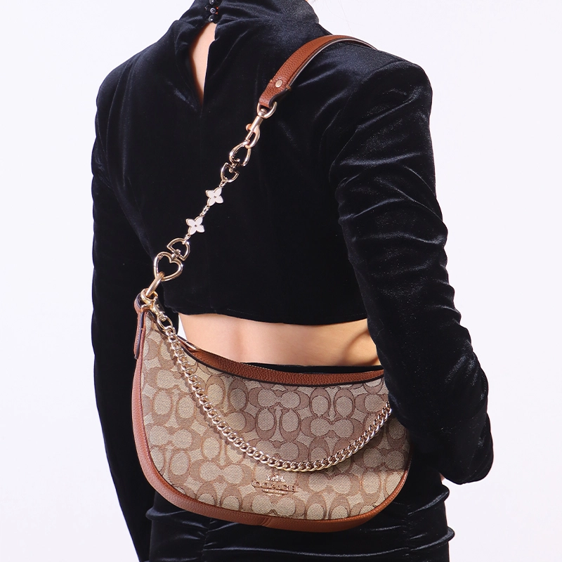 COACHAria Shoulder Bag26