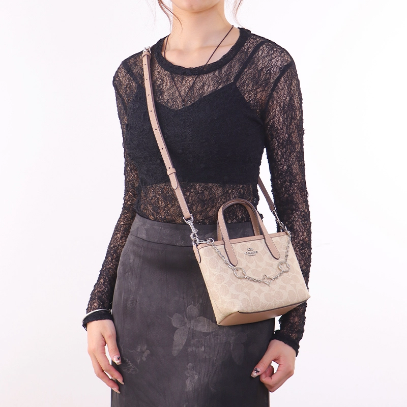 COACH City15 Tote
