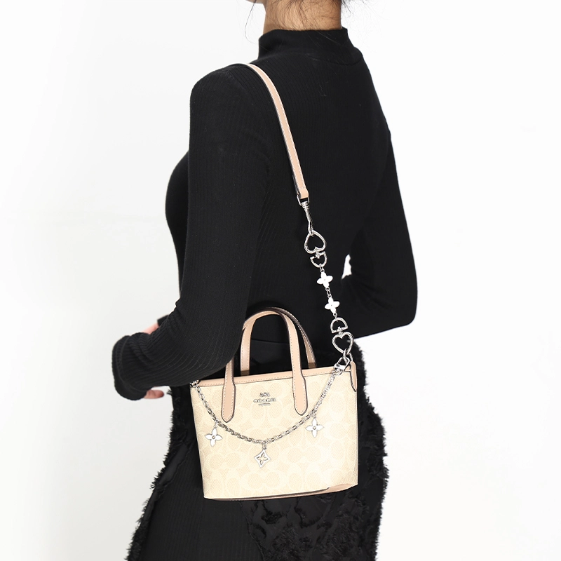 City 15Tote