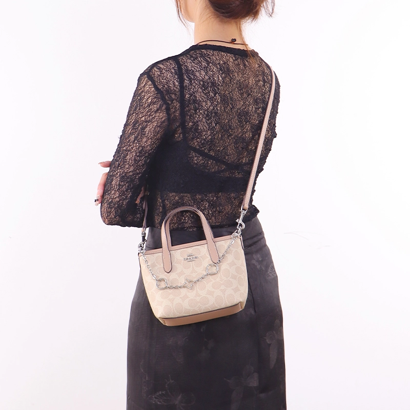 COACH City15 Tote