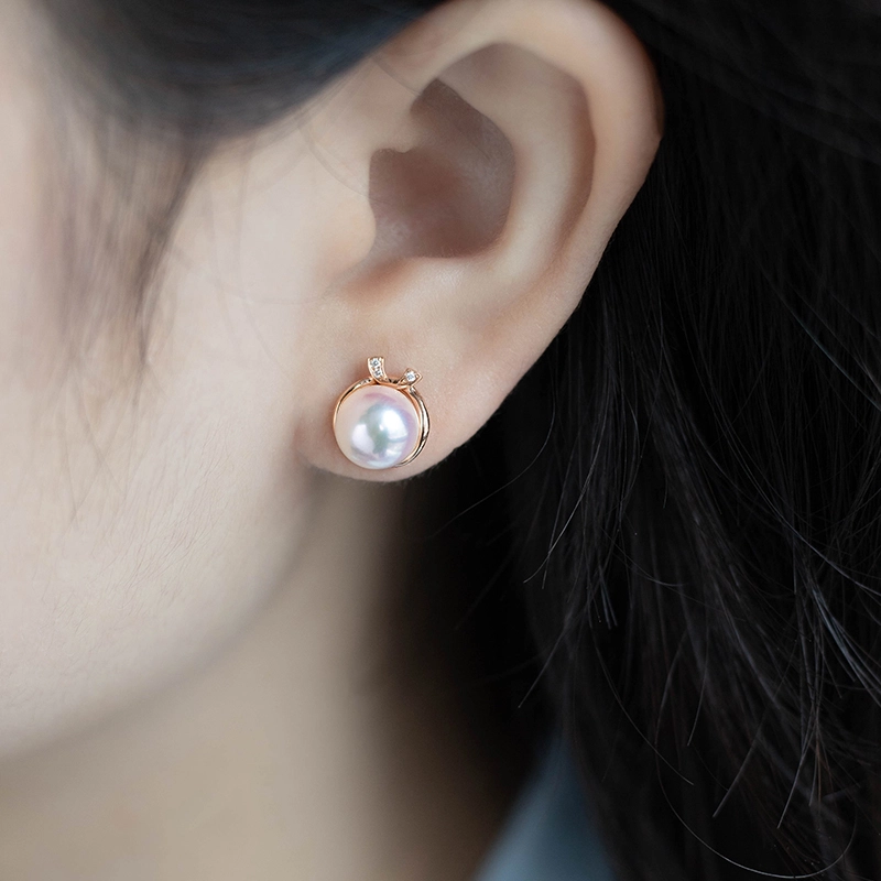 AKOYA 18K