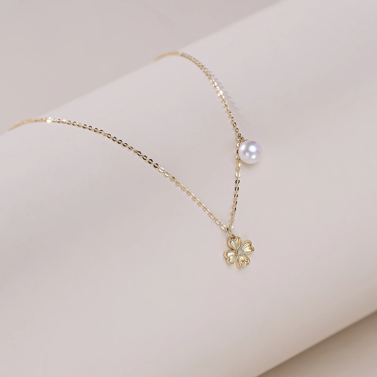 AKOYA 18K5.5-6