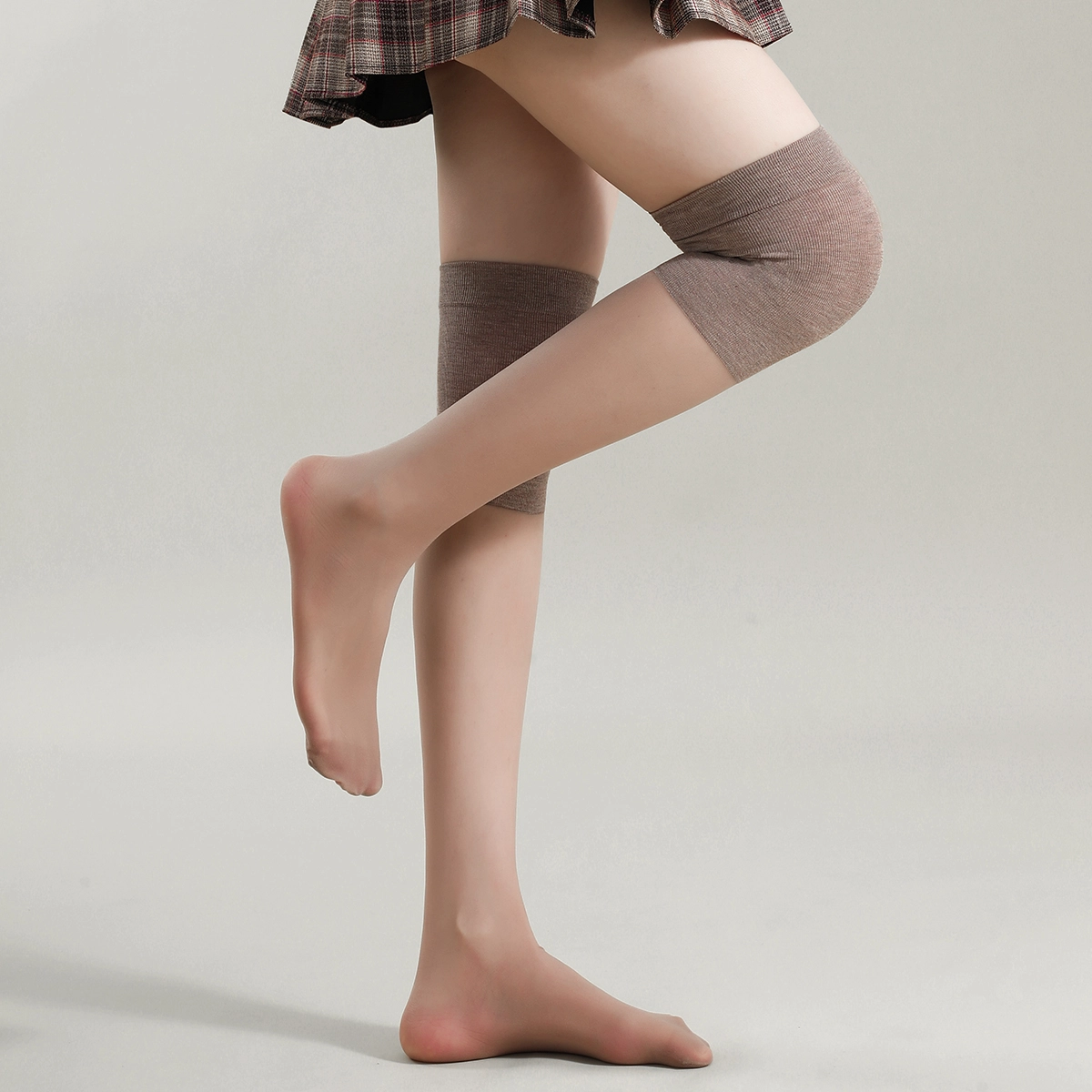JUNEROSE 4