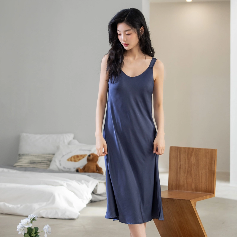 欧迪芬 亲肤丝滑透气带胸垫一体可外穿居家服吊带睡裙 女款
