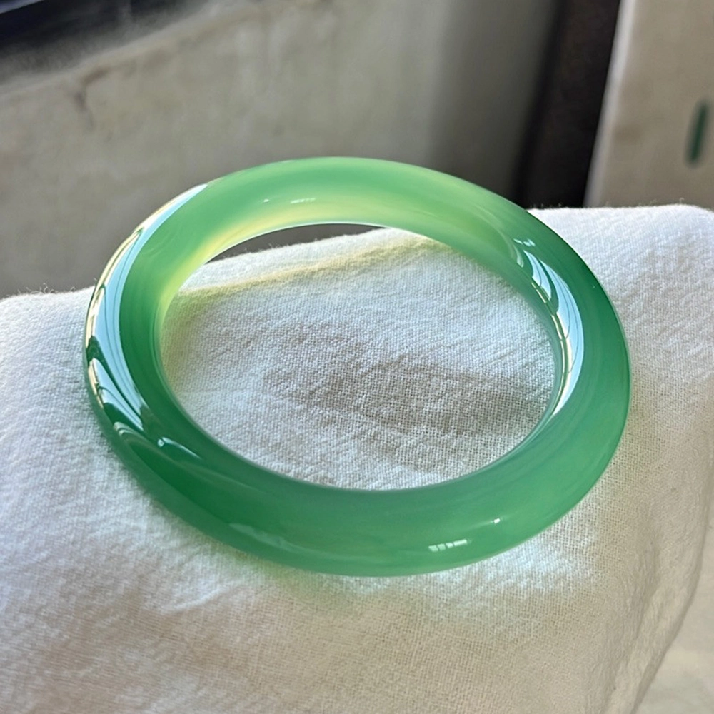 谧月珠宝 新中式国潮复古风汉服古风清冷高级感 轻奢 小众设计简约 气质显白 款优雅大气 玛瑙 玉石手镯 女款