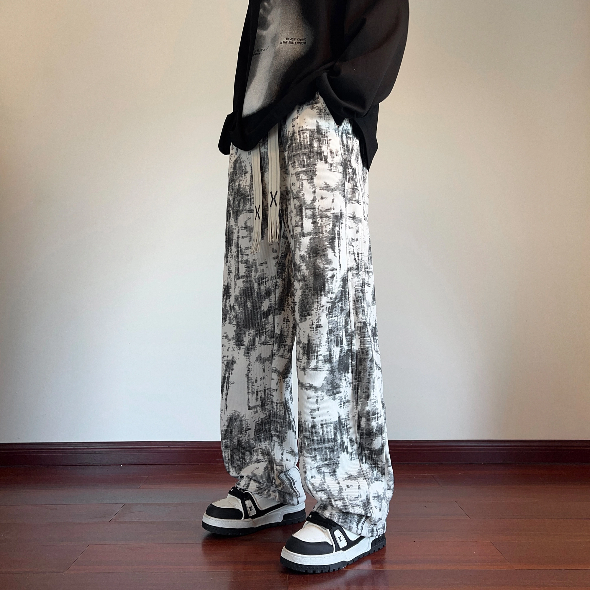 徐太浪 新中式国潮扎染渐变设计抽绳宽松微喇休闲裤 男女同款