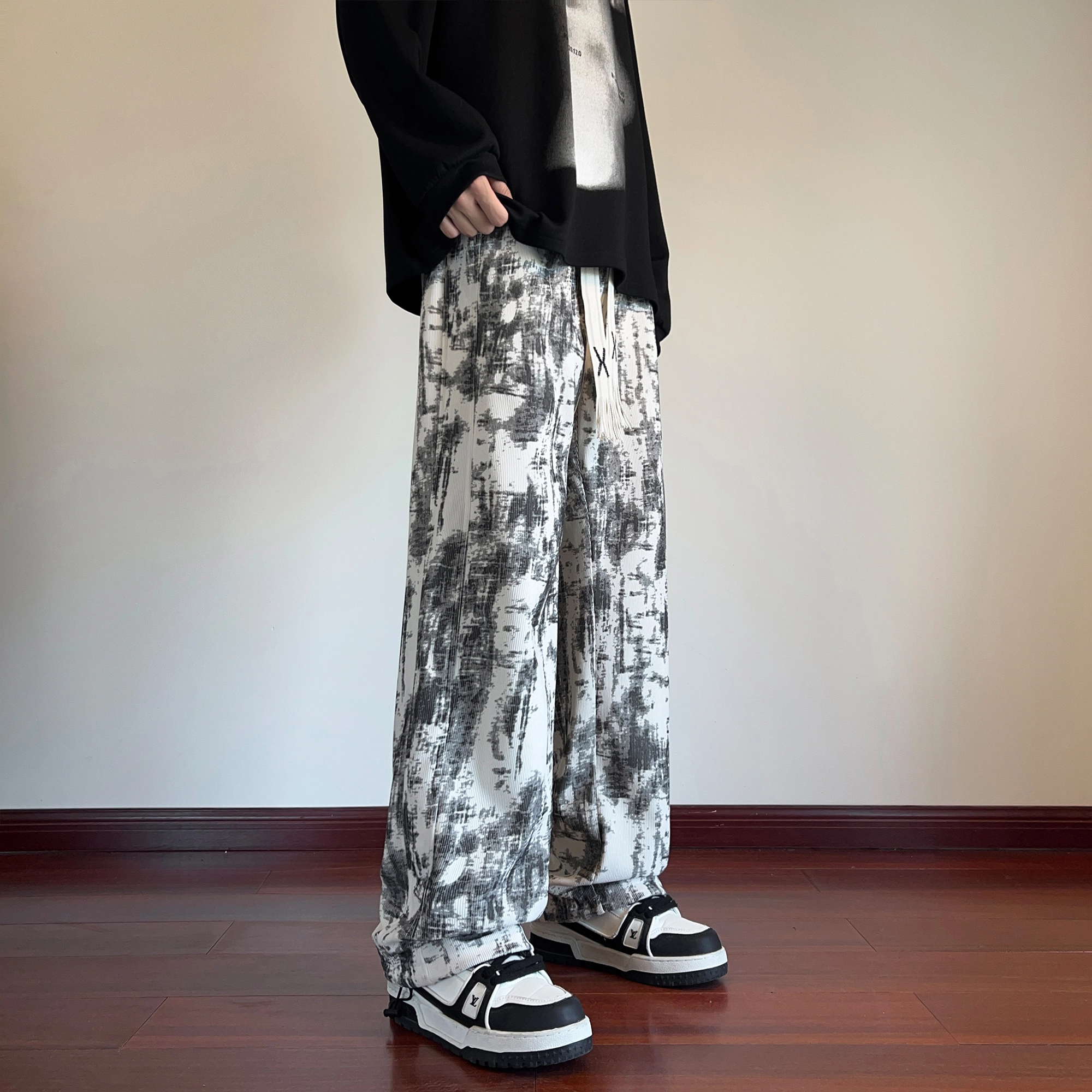 徐太浪 新中式国潮扎染渐变设计抽绳宽松微喇休闲裤 男女同款
