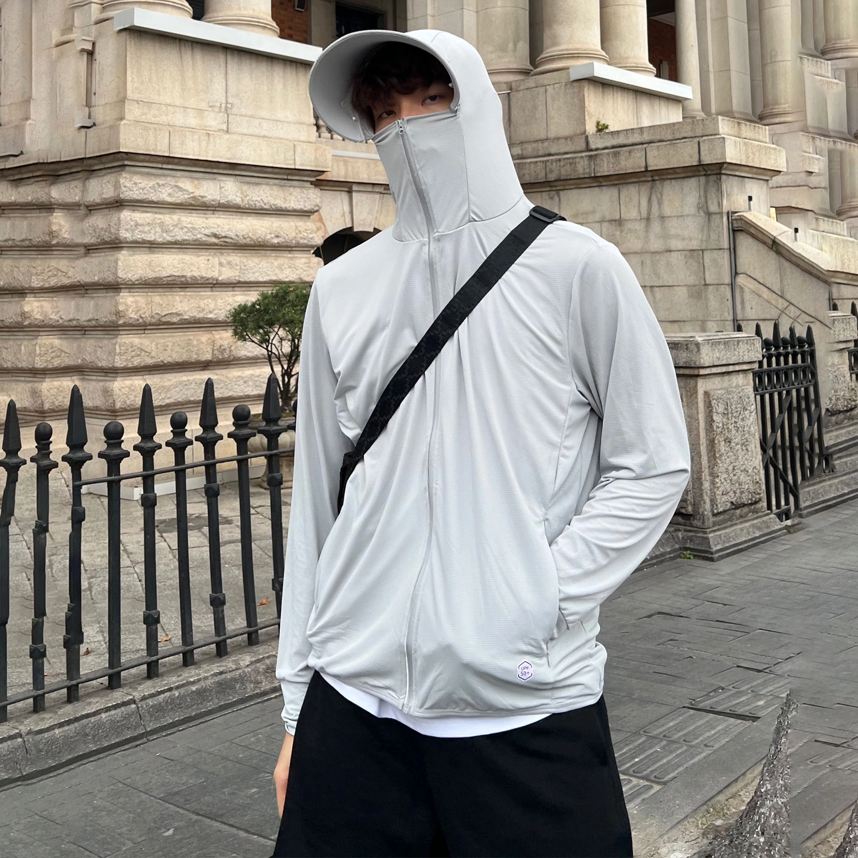 八哥 户外日常通勤纯色简约基础款冰丝速干凉感透气休闲宽松防紫外线外套连帽防晒服 男女同款