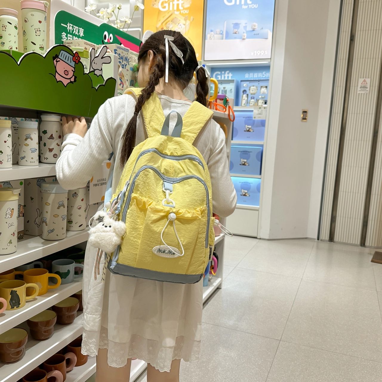 米囹 质地舒适风格酷 小清新经典初中高中 男女同款 轻盈 双肩包 常规 米白色/黑色/黄色/浅蓝色/粉色
