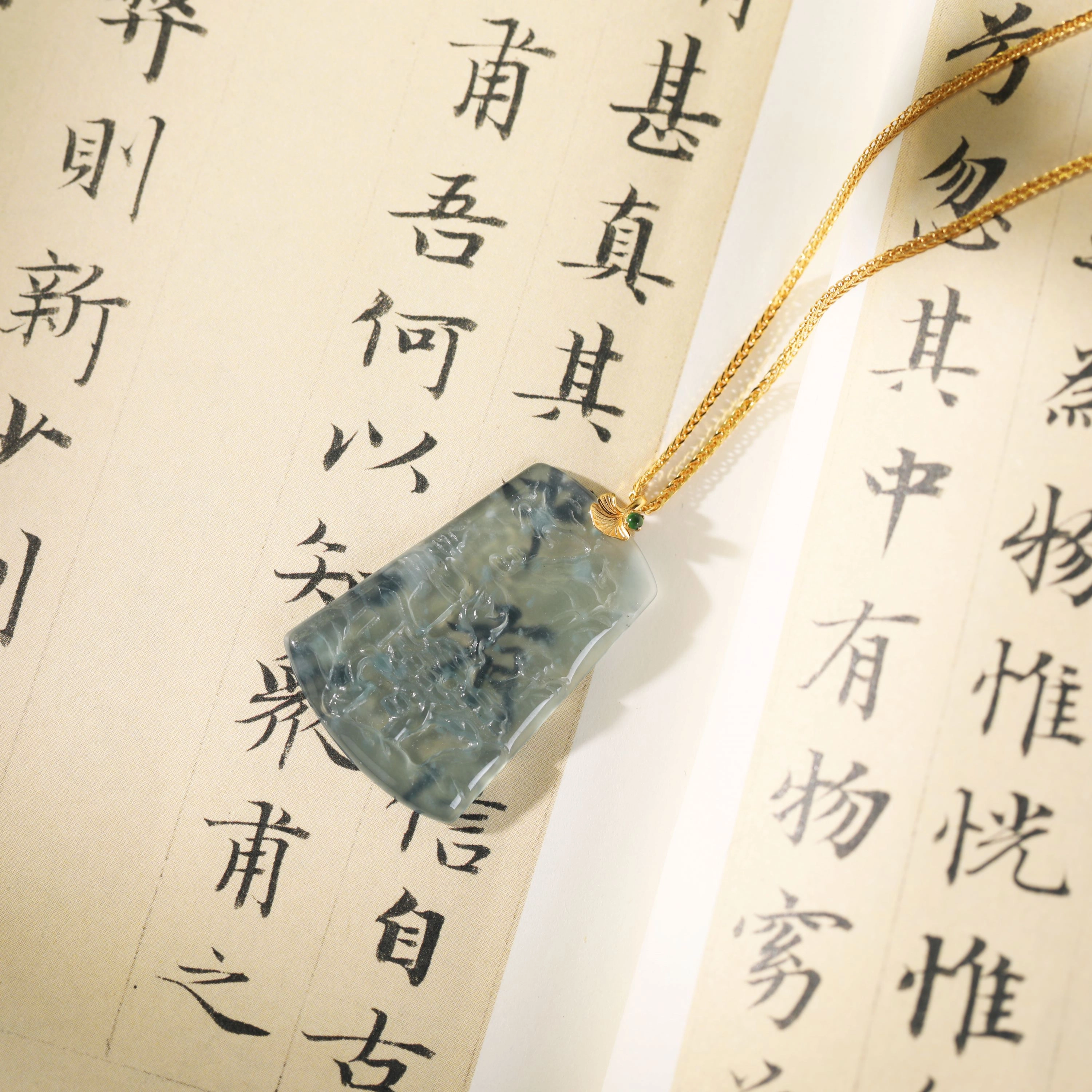 清雪 新中式国风 文玩山水牌 仁者乐山智者乐水  古风 意境感 事业运爆棚 升职加薪 糯冰 翡翠项链 男女同款情侣款