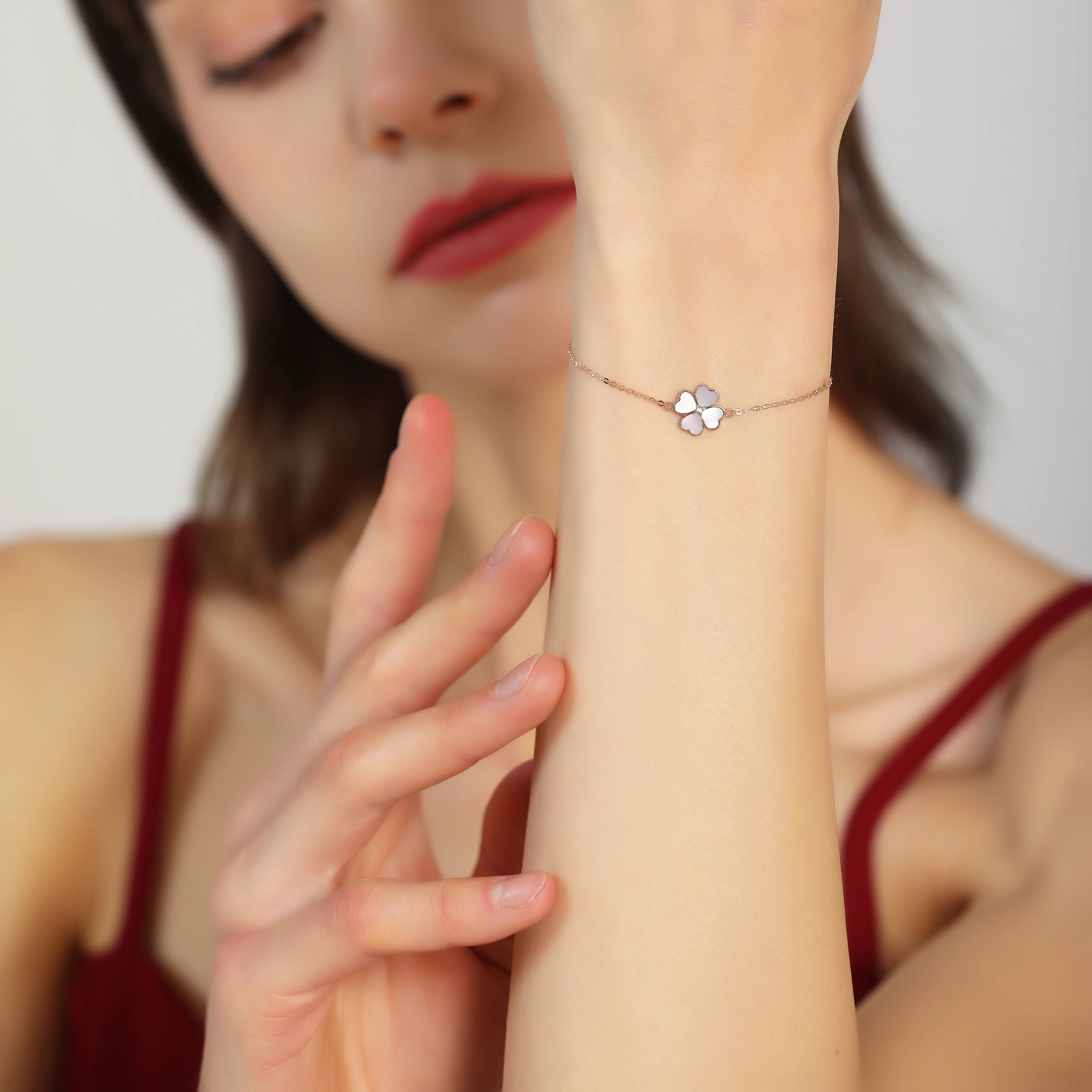 ins 18K