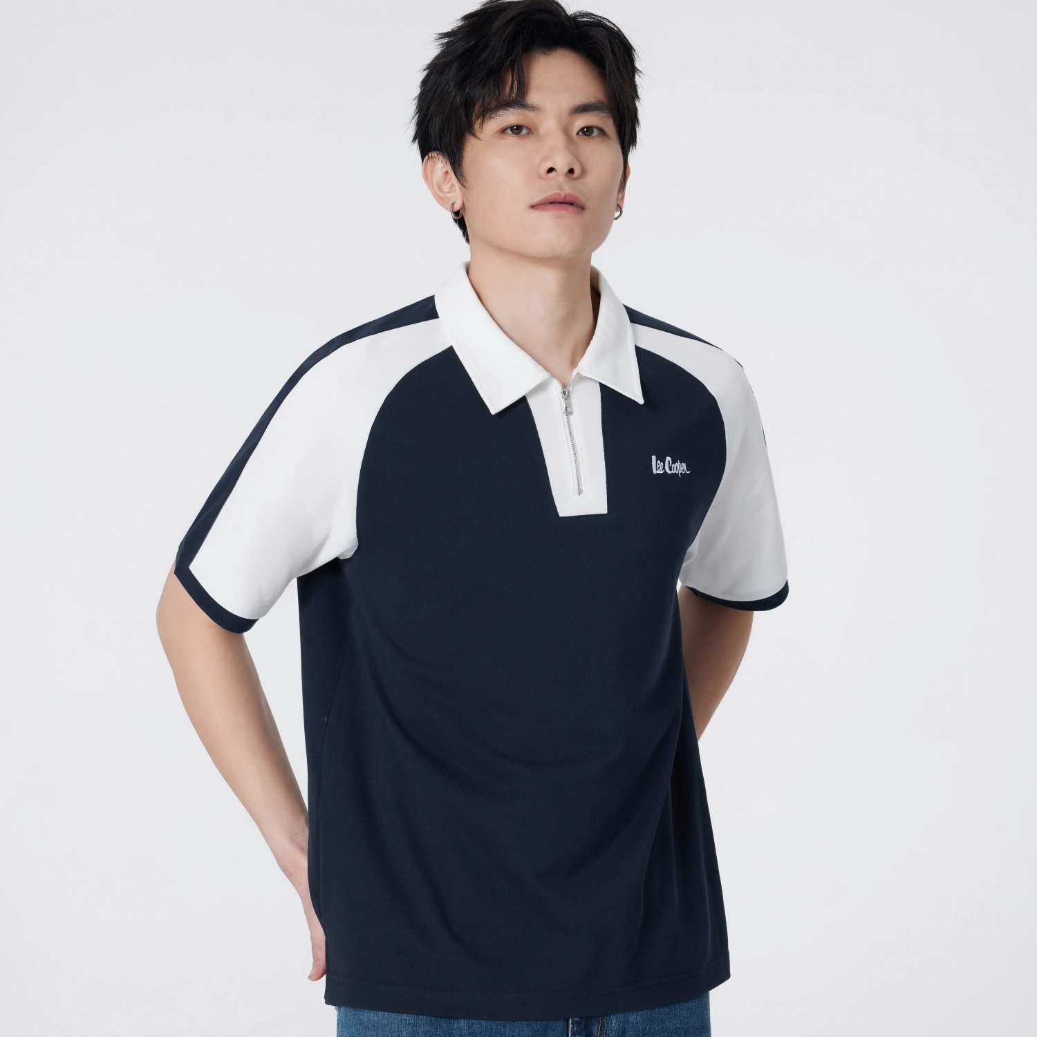 Lee Cooper T