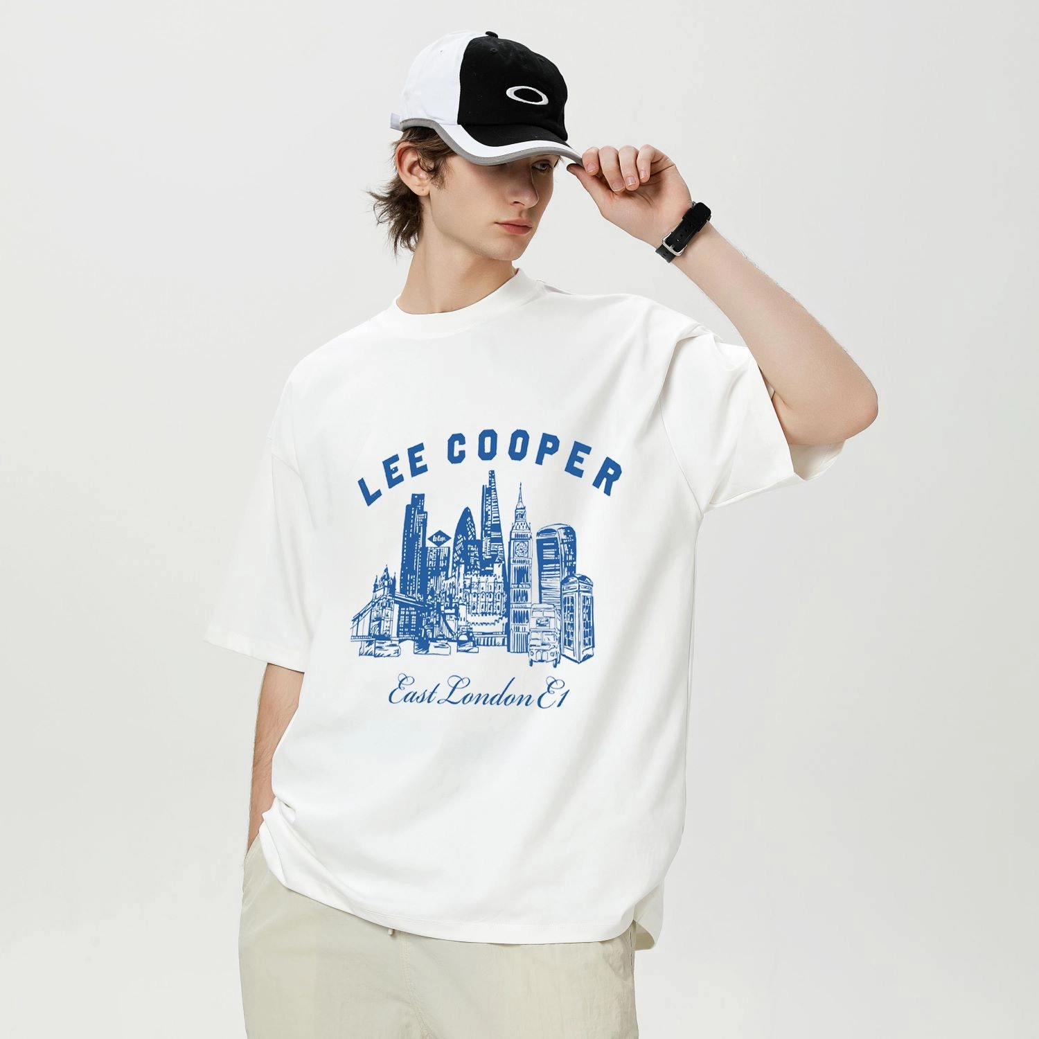 Lee Cooper T