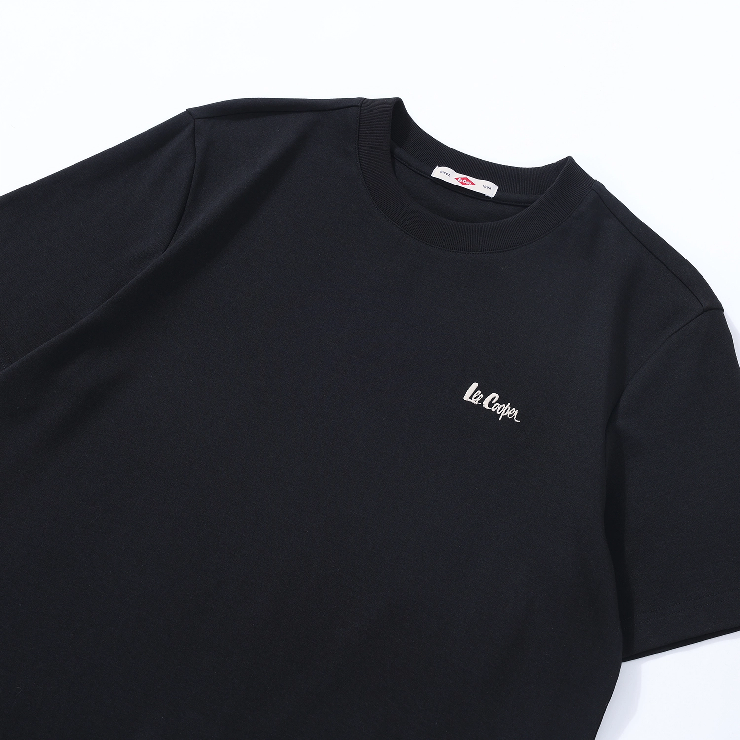 Lee Cooper T