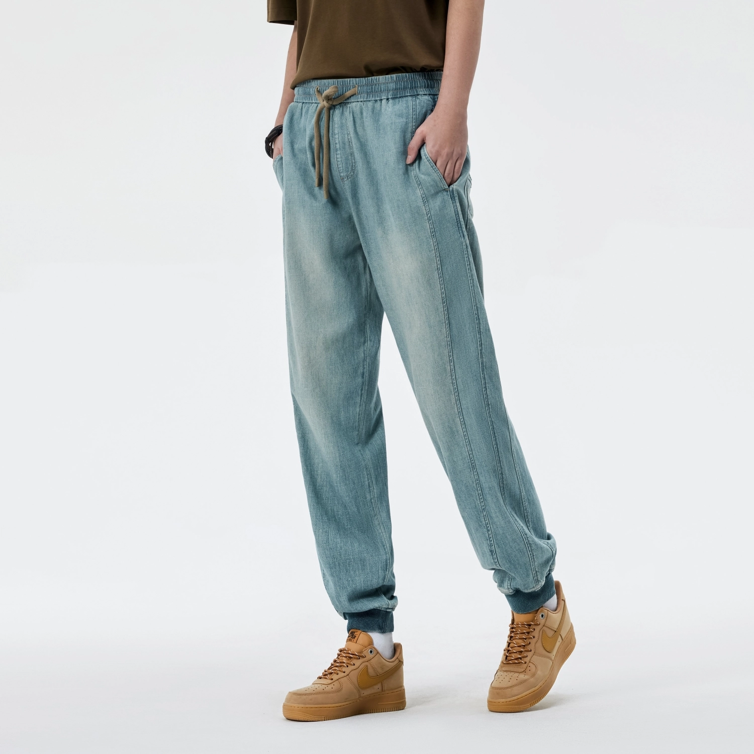 Lee Cooper