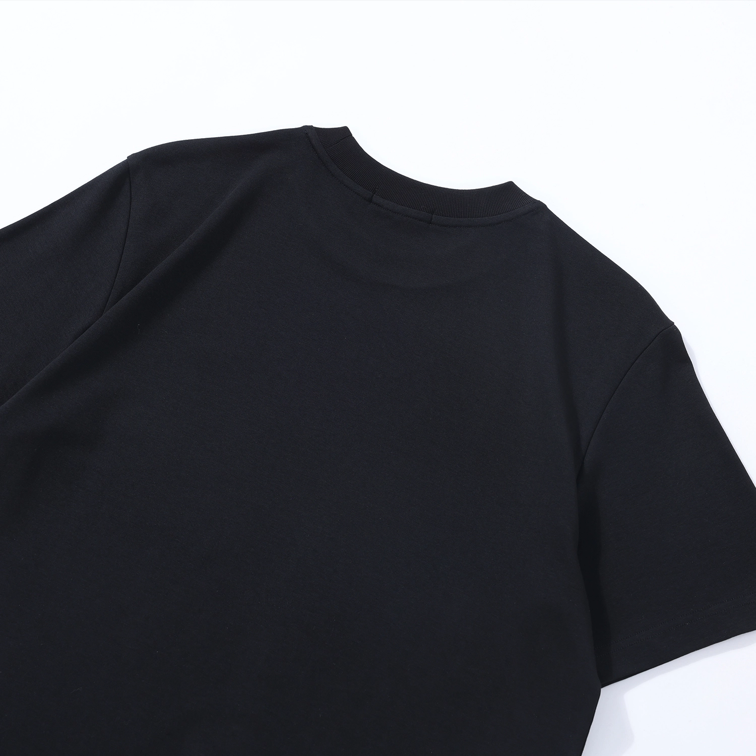 Lee Cooper T