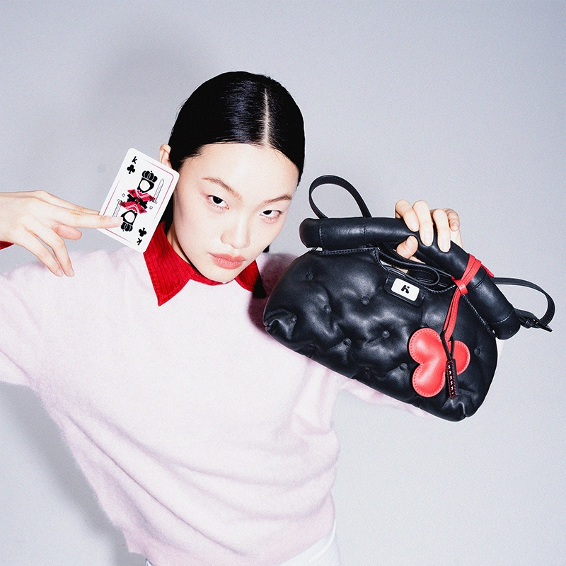 KARKKI X Poker Black Beauty